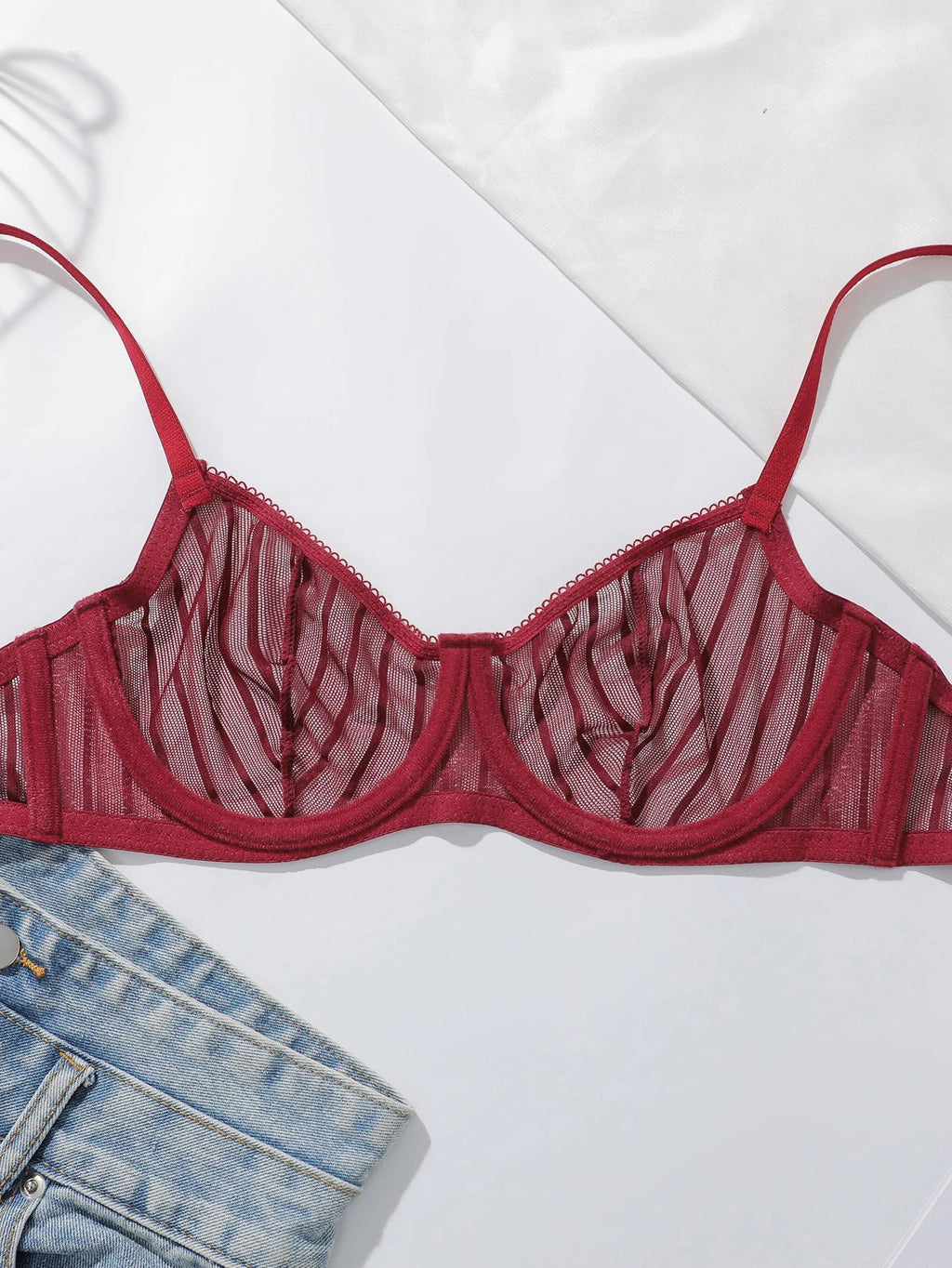 New Fashion Red lace set pretty Underwire set  Party is eye-catching lingerie Set stripe solid color Women set MR2864