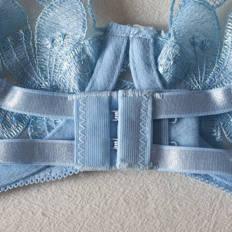 Toucheart 3 Piece Set Lingerie Garter Sets Lingerie For Woman Sexy Mini Skirt See-Through Embroidered Bra Erotic Underwear New