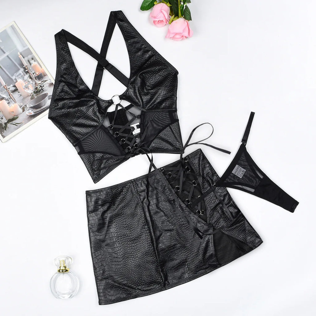 Toucheart Erotic Lingerie New High-quality Leather and Fabric Spliced mesh Sexy Strap Cross Halter Neck Sexy Hot Underwear Set
