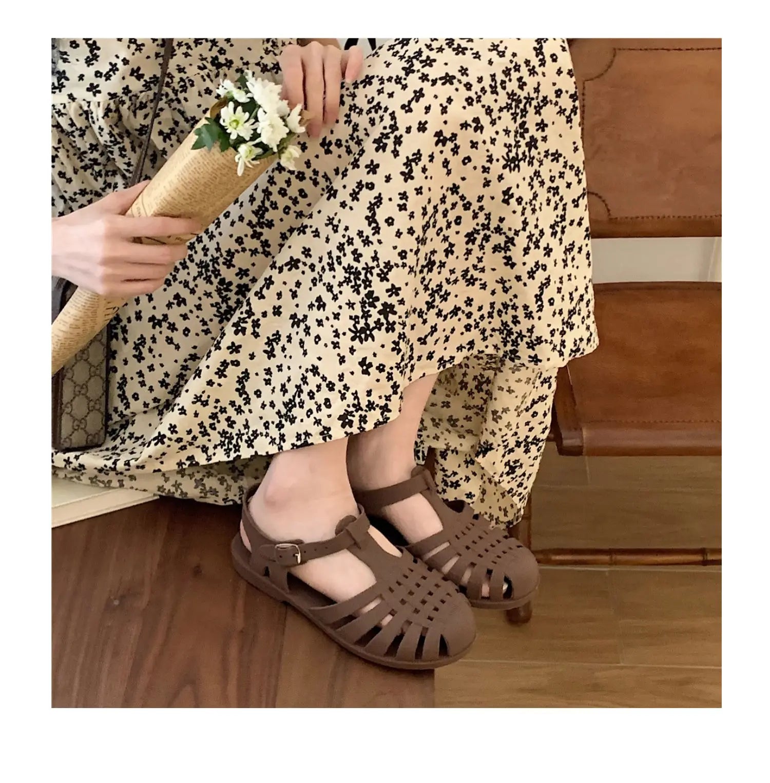 Women Rome Sandals Cut-out Gladiator Style Summer Shoes Soft PVC Peep Toe Girls Student Street Outdoor Sandals