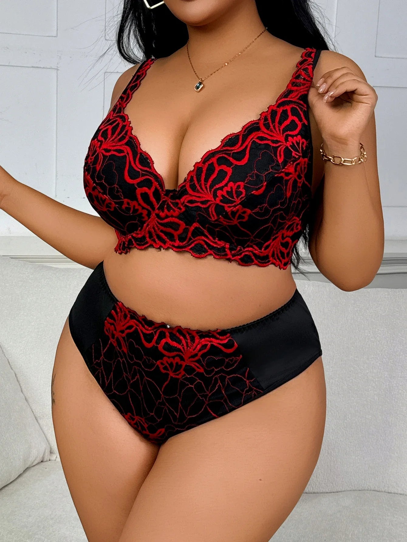 Black Red Embroidery Lingerie Set Sexy Wireless Bra Plus Size Push-Up Thin Breathable Seamless Adjustable