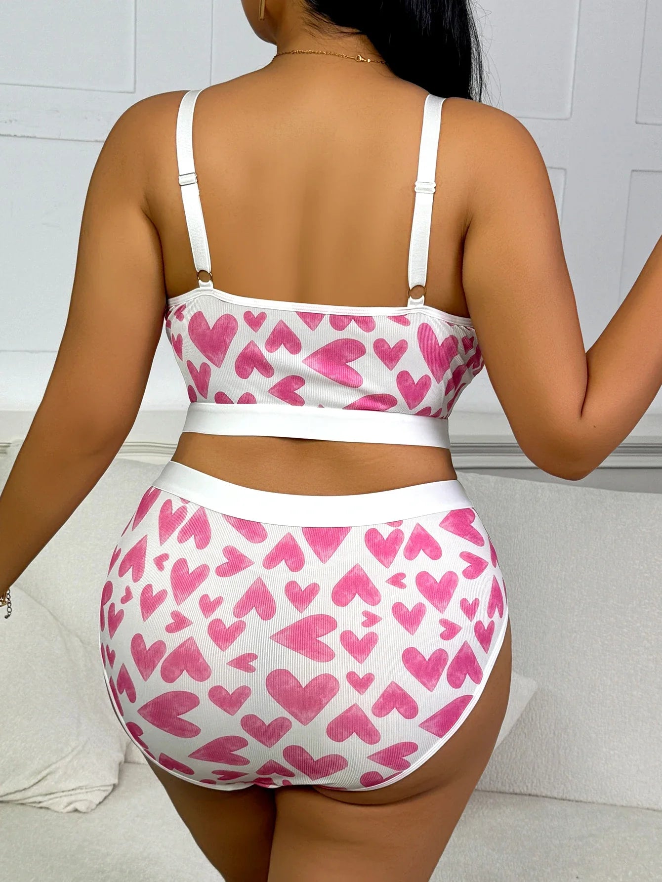 New Arrival Plus Size Sexy Heart Print Lace Lingerie Set, Plunge Cami Bra and Panty