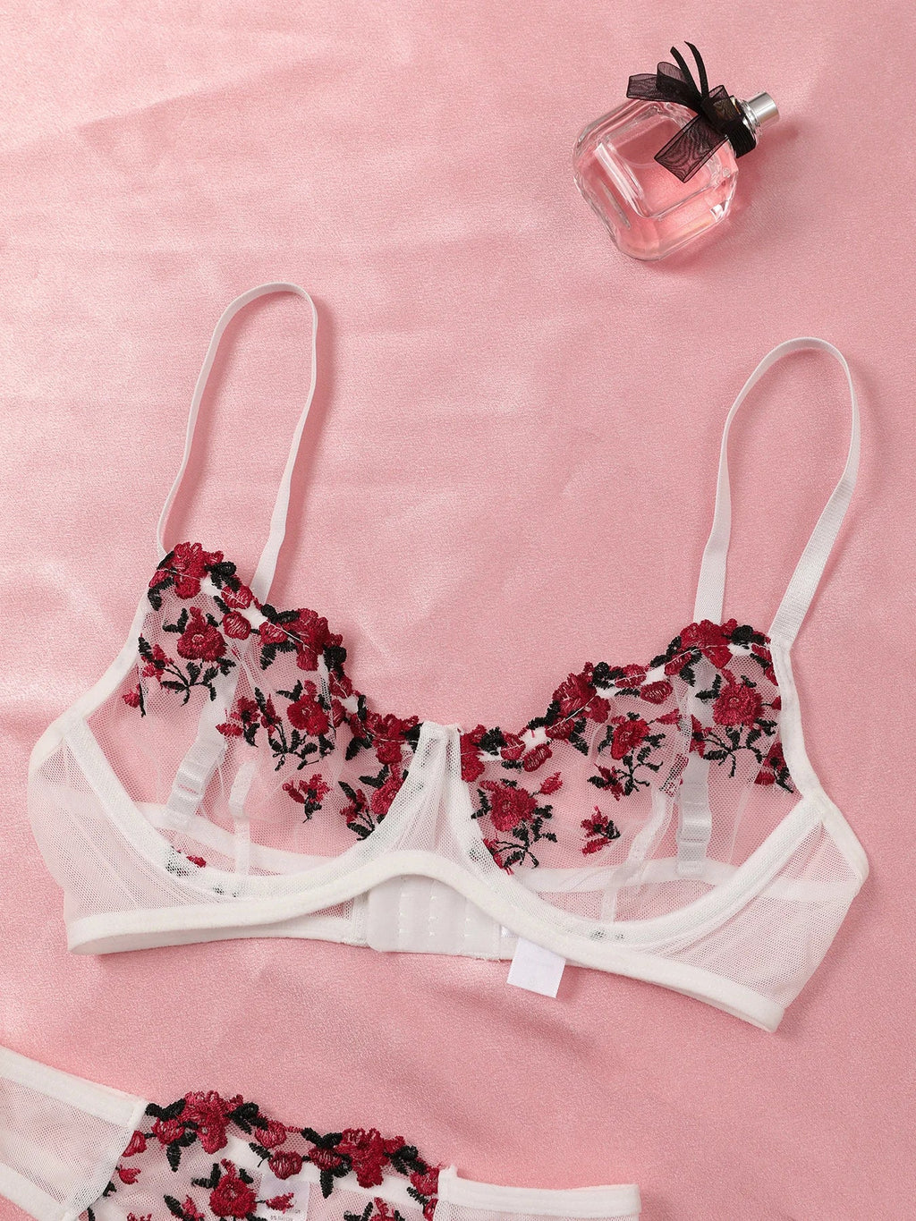 Sexy Lace Lingerie Bra And Panty Sets Women Underwear Flower Embroidery Bralette Set