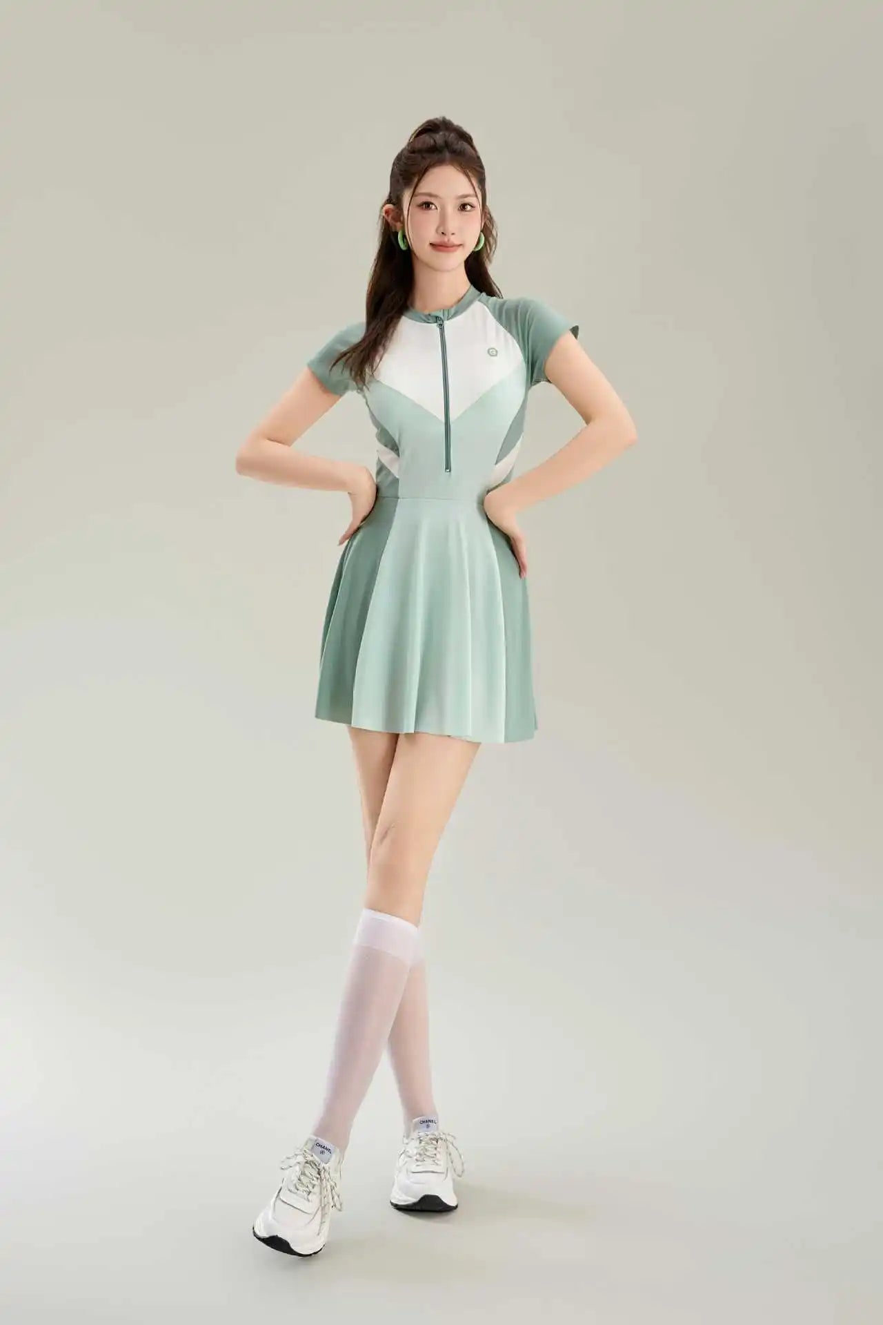 New Sports One-piece Fashionable Swimsuit for Women, Color Blocked High Waist, Belly Covering, Slimming Skirt, Vacation Swimsuit