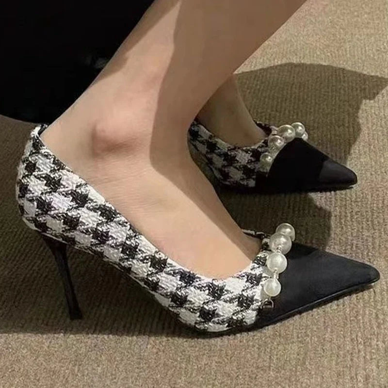 Fashion Pearls Decoration High Heels Shoes Women Plaid Thin Heels Party Pumps for Woman Spring Autumn Pointed Toe Pumps Female