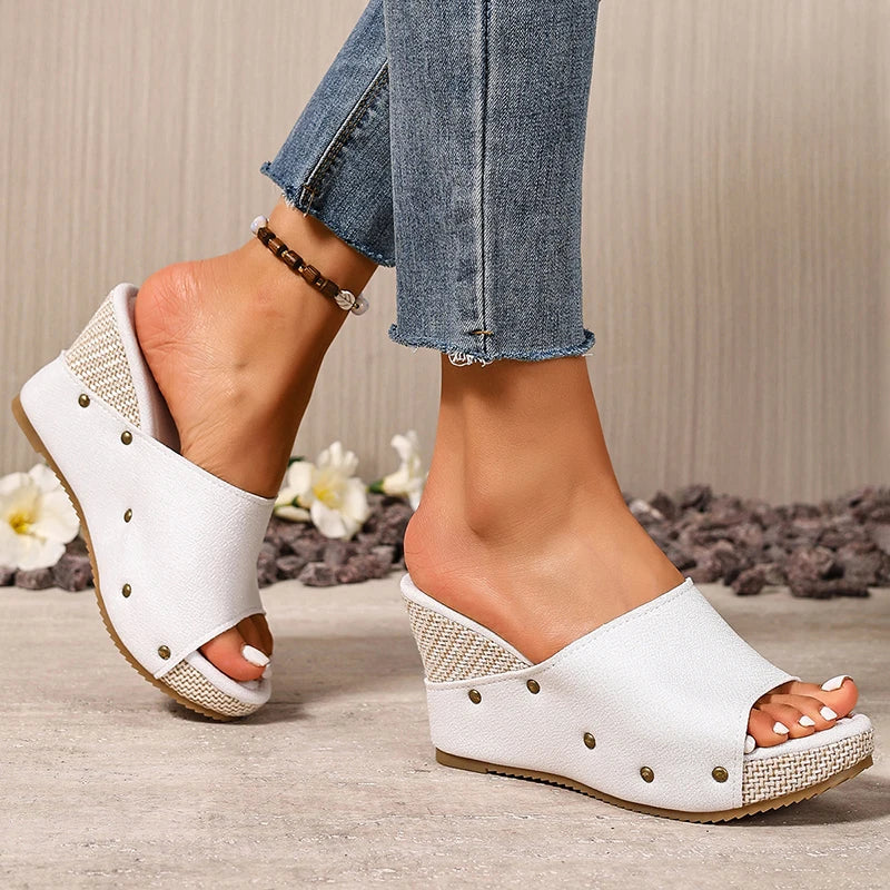 Women's Wedge High Heel Sandals Summer Rivets Chunky Platform Slippers Women Plus Size 43 Peep Toe Thick Sole Sandles Woman