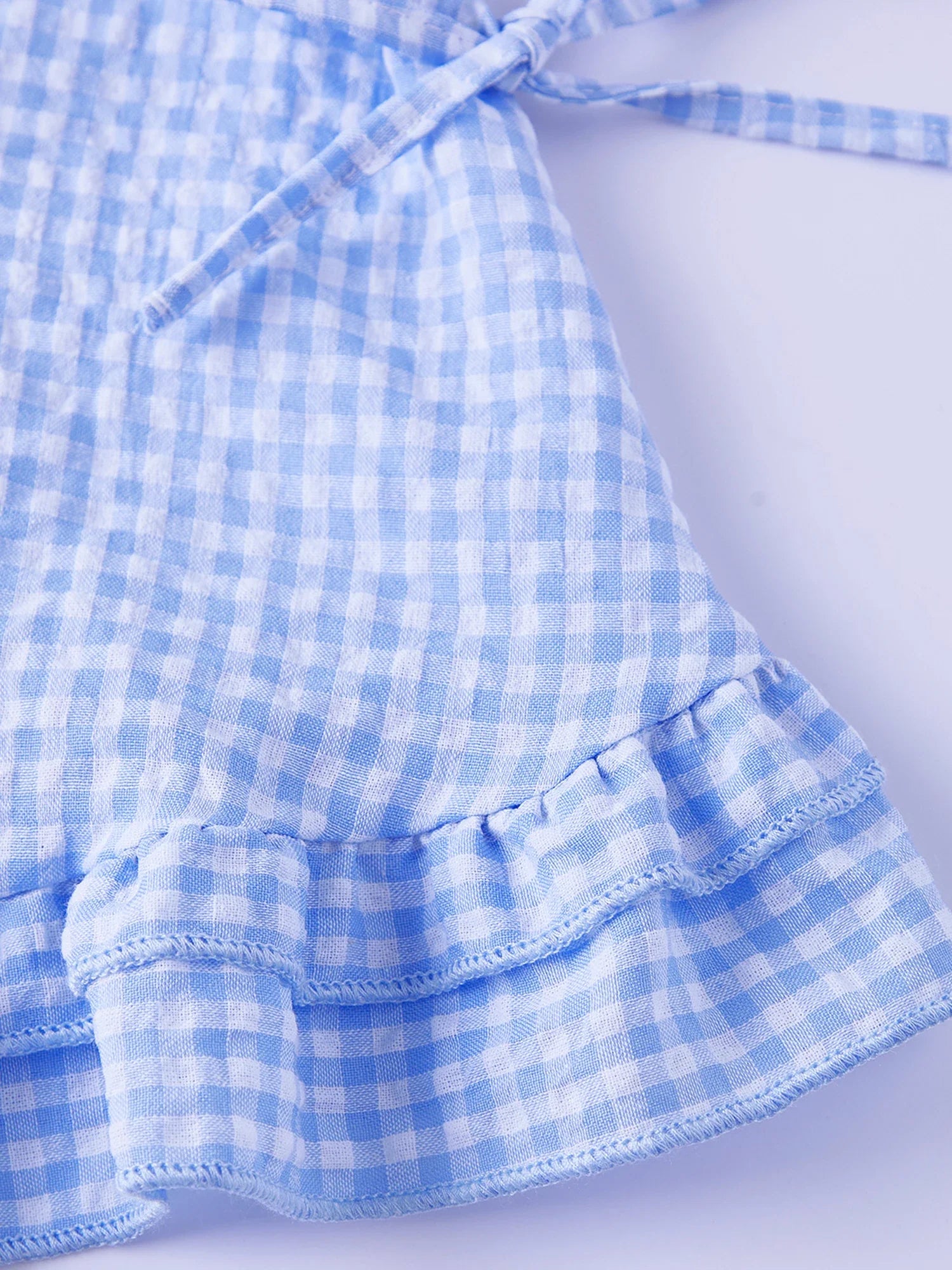 Women Plaid Shirts Button Down Puff Short Sleeve Lapel Neck Tops Fashion Slim Fit Ruffle Trim Blouses Summer