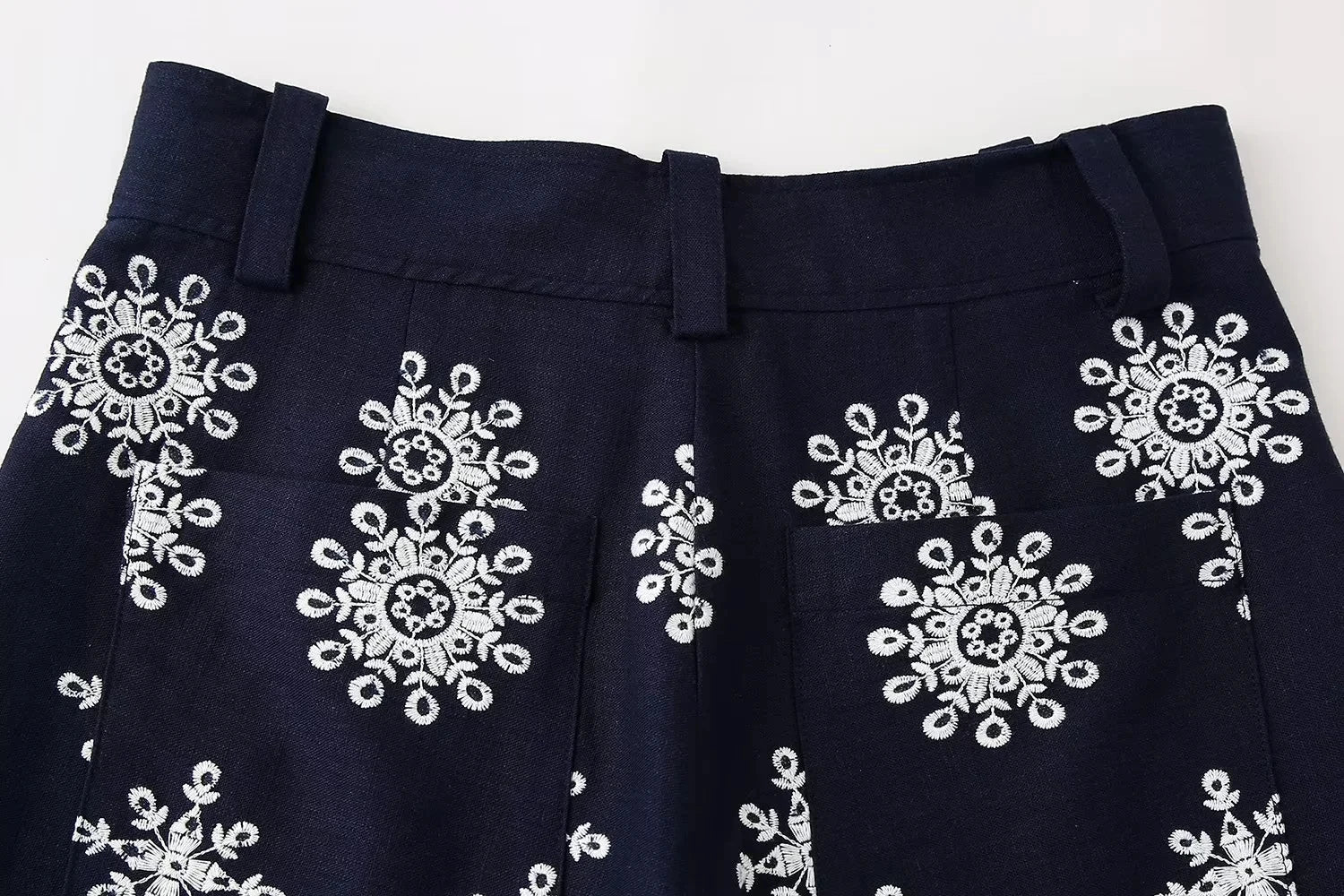Foridol Floral Embroidery Cropped Pants Women Summer Casual Zip Navy Blue Fashion Female Pants Pantalones 2025 Mujer