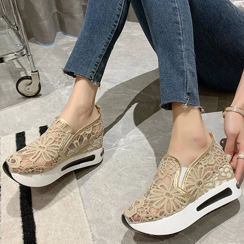 Classic Black Embroider Sneakers for Women 2025 Comfortable Breathable Mesh Casual Shoes Woman Lightweight Platform Shoes Mujer