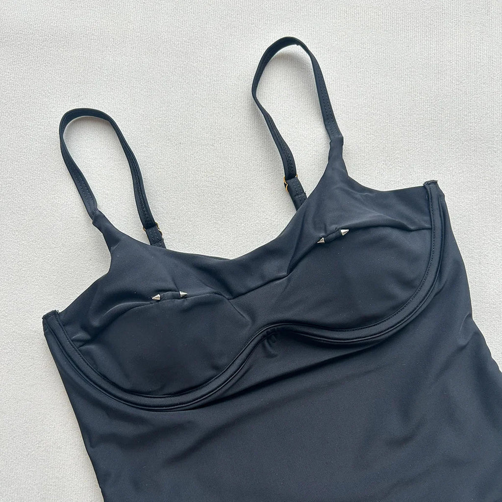 2026 New Women's One Piece Suit Swimwear Sexy Backless Bodysuit Hollow Out Swimsuit Strappy Underwire Bikini Beach Bathing Suit