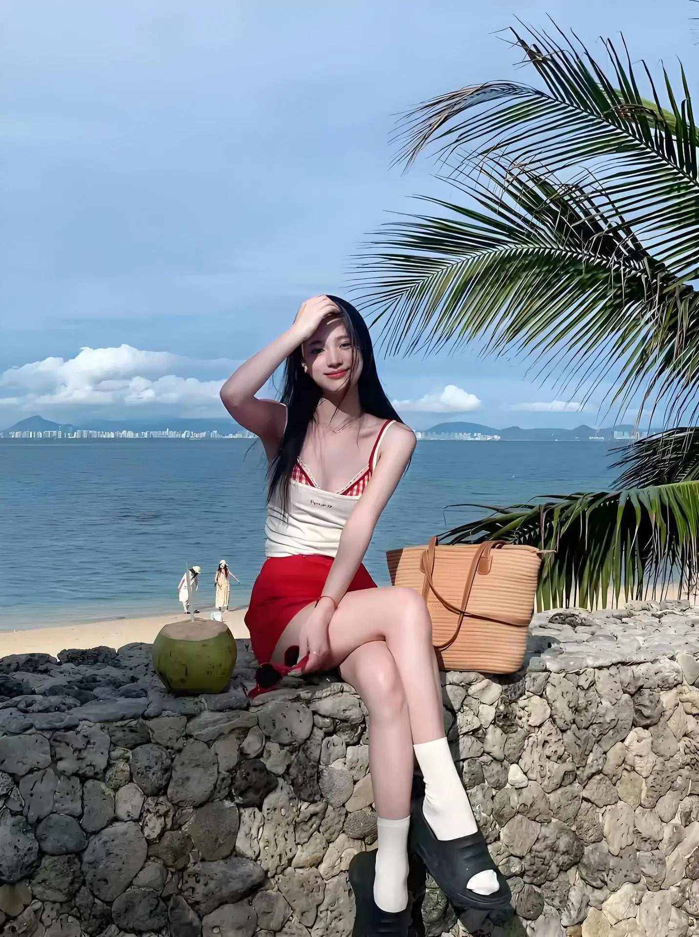 Summer New Pure Desire Style Spicy Girl Shoulder Strap Vest Women's Slim and Versatile Beach Resort Swimsuit