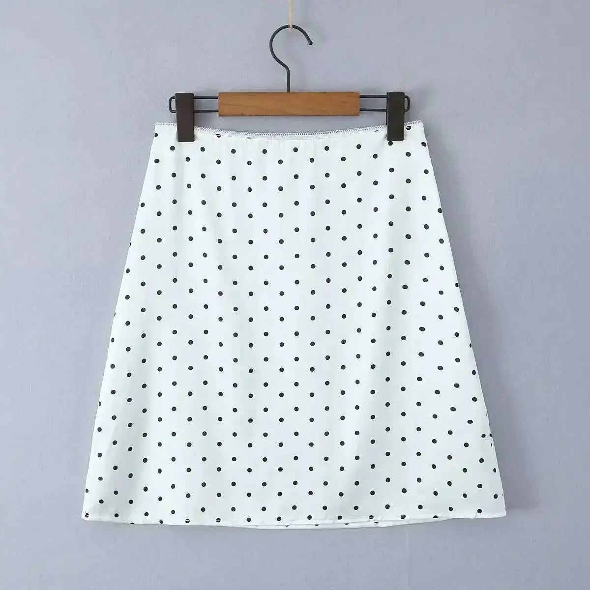 2026 Women Vintage Black White Polka Dot A-line Knee Length Skirt Sexy Low Waist Holiday Summer Skirts Slim Mini Skirts J7L2