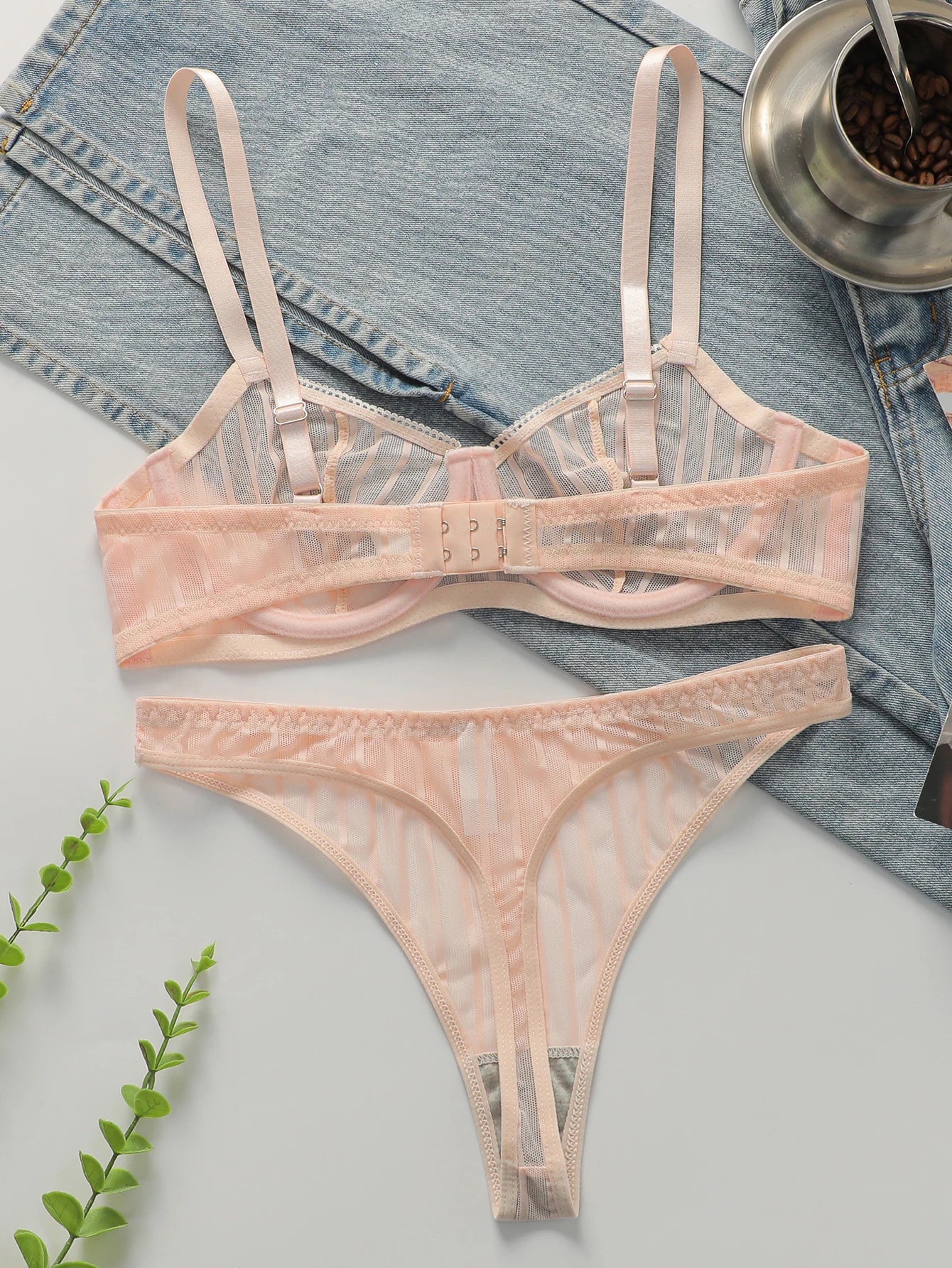 Women's Sexy Embroidered Lace Underwear With Steel Rims Push Up Breathable And Comfortable Close Fitting Underwear Set YS2864