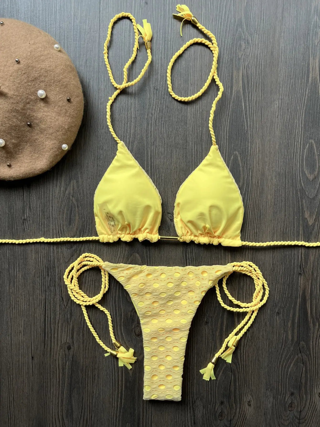 New Red Special Fabric Bikini Set Sexy Women's Hollow Fabric Split Swimsuit Summer Beach Bikini