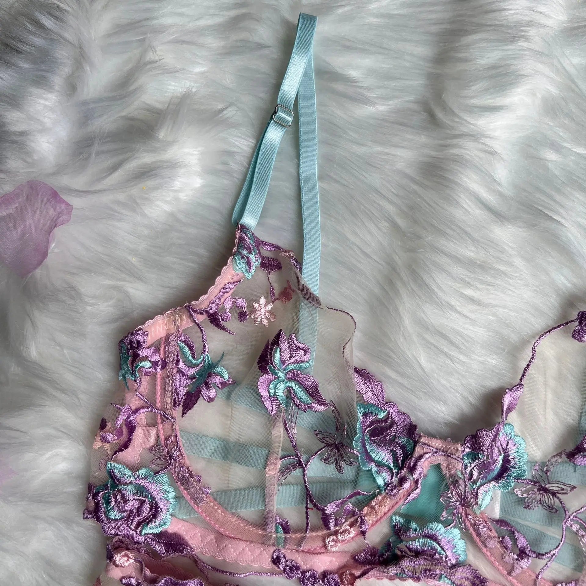 Women's Clothing Sets Erotic Woman Sexy Lingerie Sexy Women Underwear Set See-through Lingrie Femme Bra and Thongs to Set Bras
