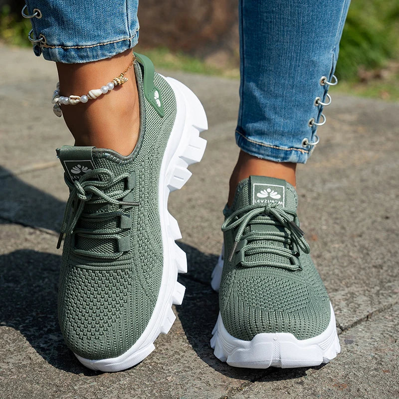 Orange Breathable Knitted Sneakers Women Comfort Slip On Mesh Sport Shoes Woman Plus Size 43 Thick Bottom Vulcanized Shoes Mujer