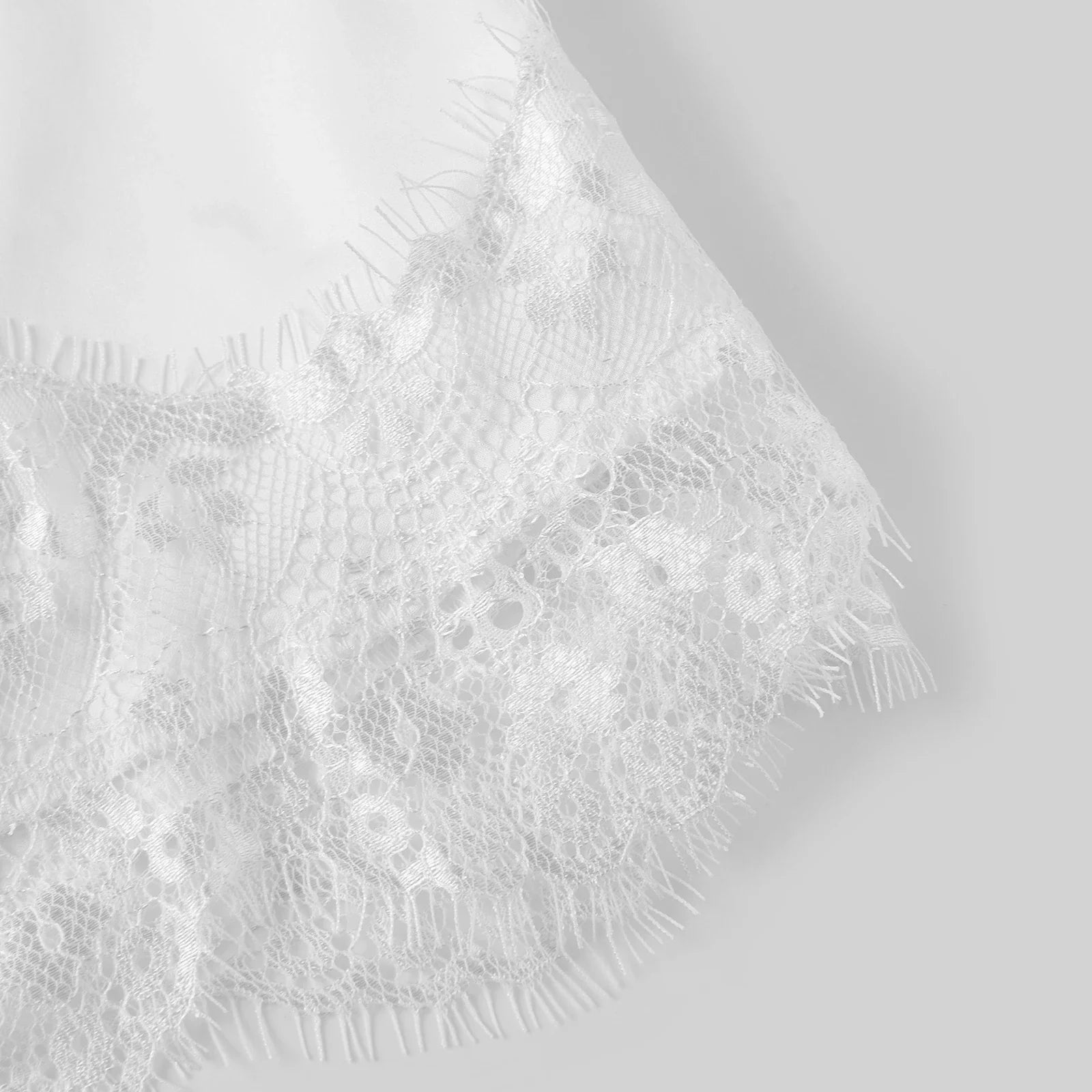 Women Solid Color Satin Tube Tops Summer Eyelash Lace Trim Backless Off-Shoulder Bandeau Backless Vest for Streetwear