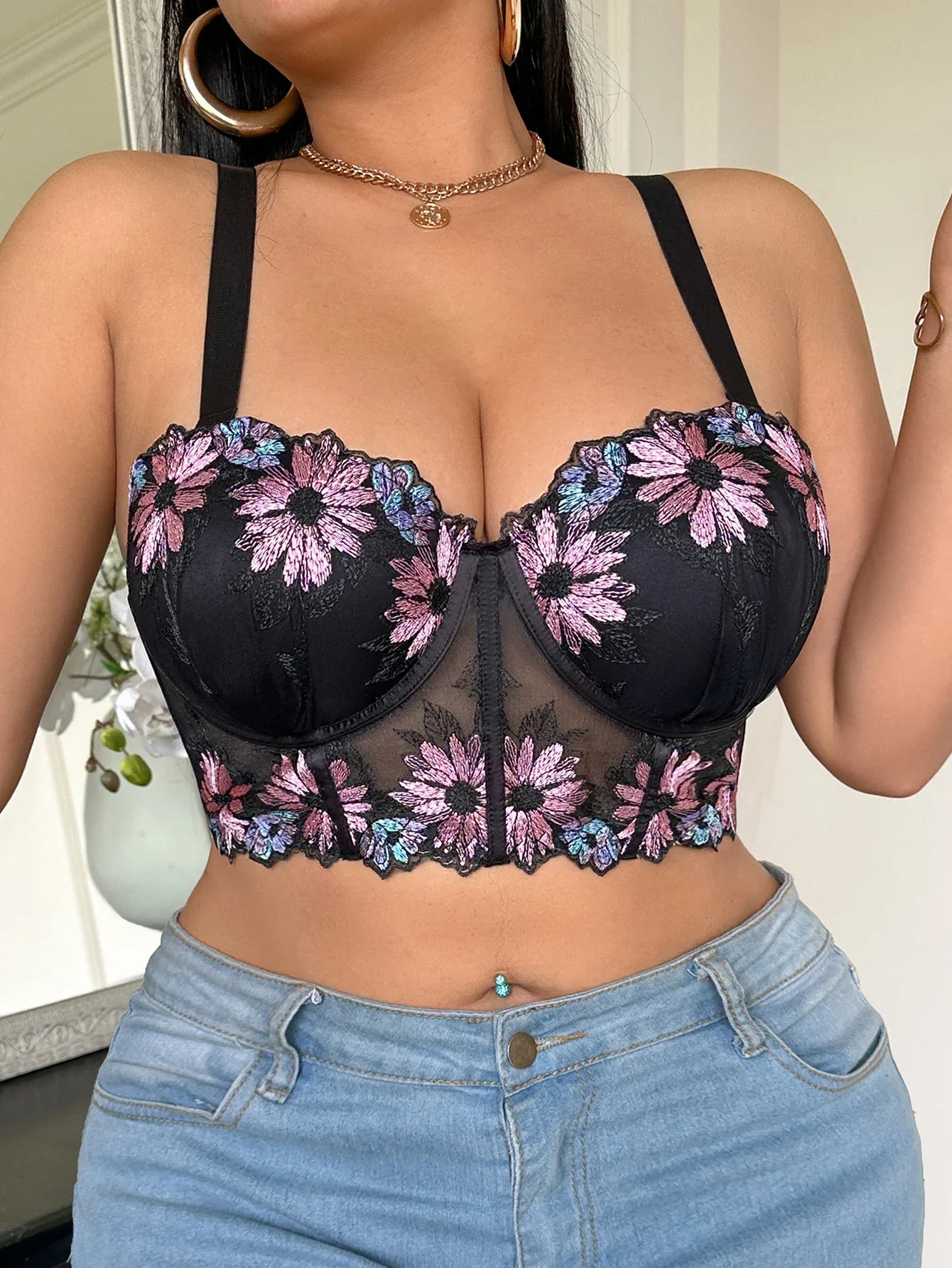 D E Thin Cup Plus Size Bras Lace Embroidered Floral Push up Bra Wide Shoulder Straps Soft Side Support Underwire Bra for Women