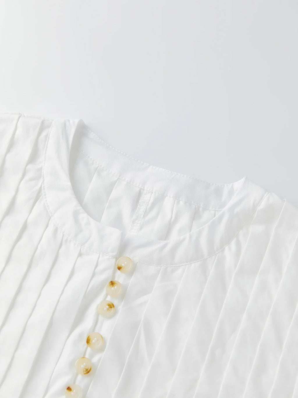 Summer Women's Ruched White Shirts Solid Color Bubble Short Sleeve Button Down Tops Casual Fashion Blouse