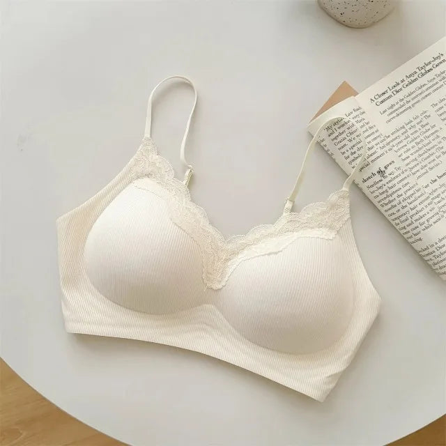 Comic Chest Bra No Underwire European Thin Straps Summer Women Lace Gathering Push Up Seamless Bras Japanese Style Natural Look