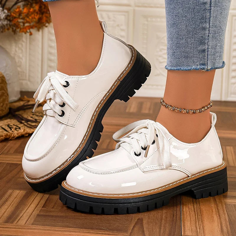 Ladies Office Oxford Shoes Fashion Lace Up Round Toe Platform Shoes Women British Style Patent Leather Student Shoes Woman 43
