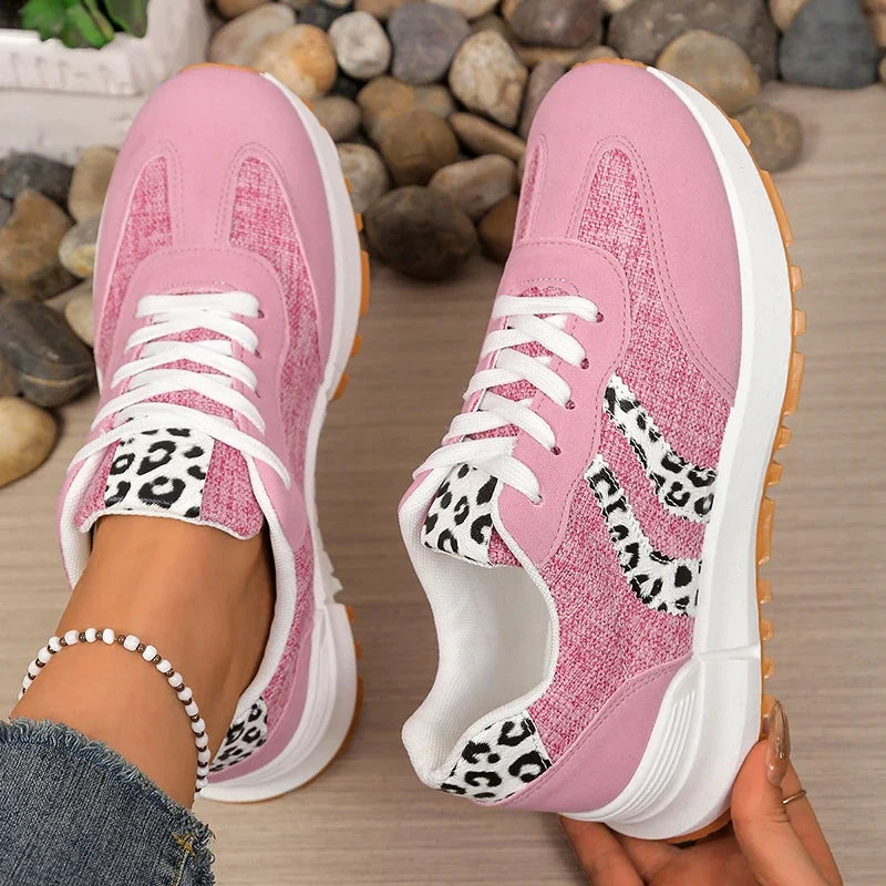Fashion Leopard Print Pink Sneakers Women 2026 Spring Non Slip Platform Sneakers Woman Comfortable Lace Up Sport Shoes Plus Size