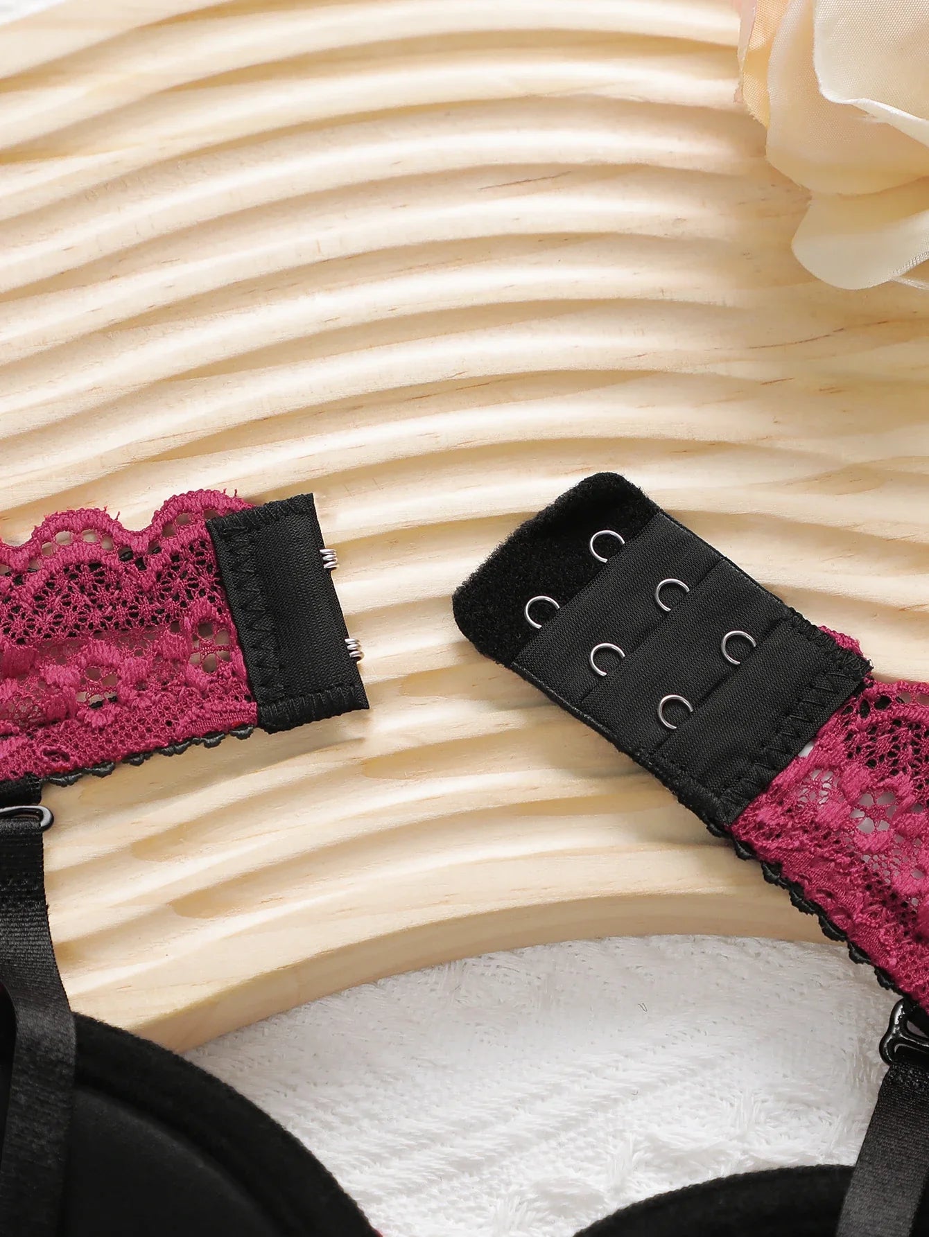 New Year Christmas High-Quality Red Lace Sexy Women's Underwear One Lingerie Push Up Seven codes Bra A3216