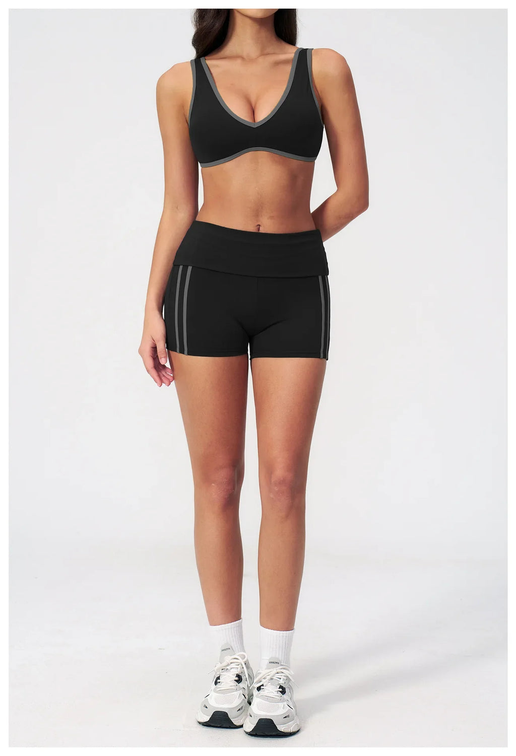 Tight Color Contrast Yoga Suit 2 Pieces Women V Neck Sports Bra Pleate High Waist Shorts Gym Running Fitness Suits Tracksuit