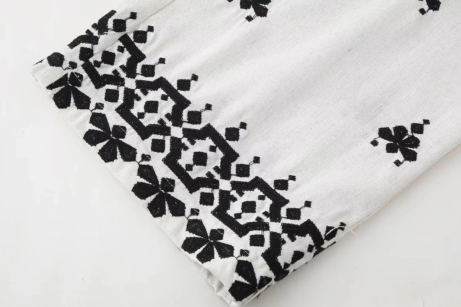 Foridol Geometric Pattern Embroidery Long Pants Women Wide Leg Beige Casual Summer Pants Elastic Waist Drawstring Pants 2025