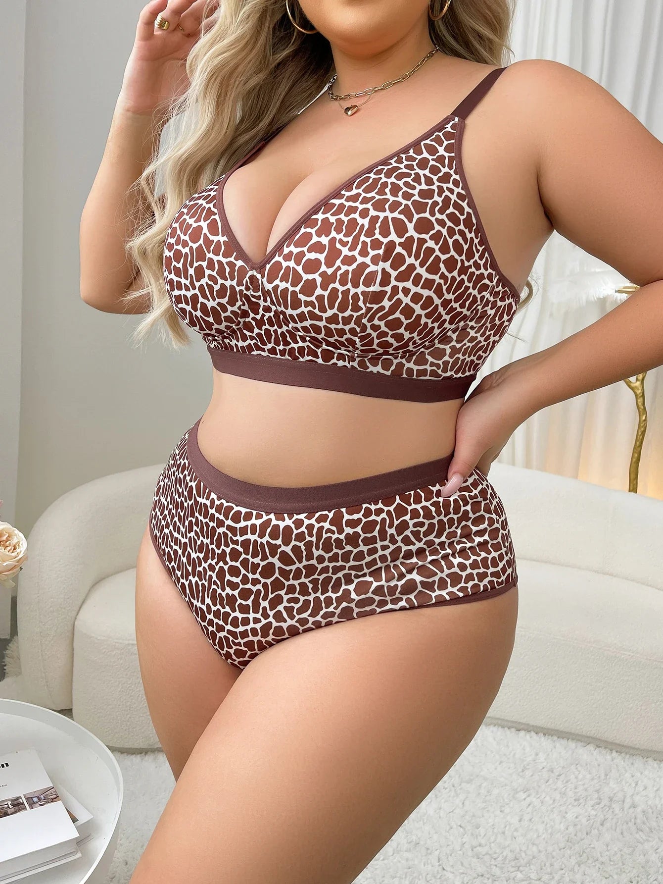 Women’s Sexy Leopard Print Lingerie Set, Plus Size Color Block Minimizer Bra, Supportive Side-Smoothing Underwear