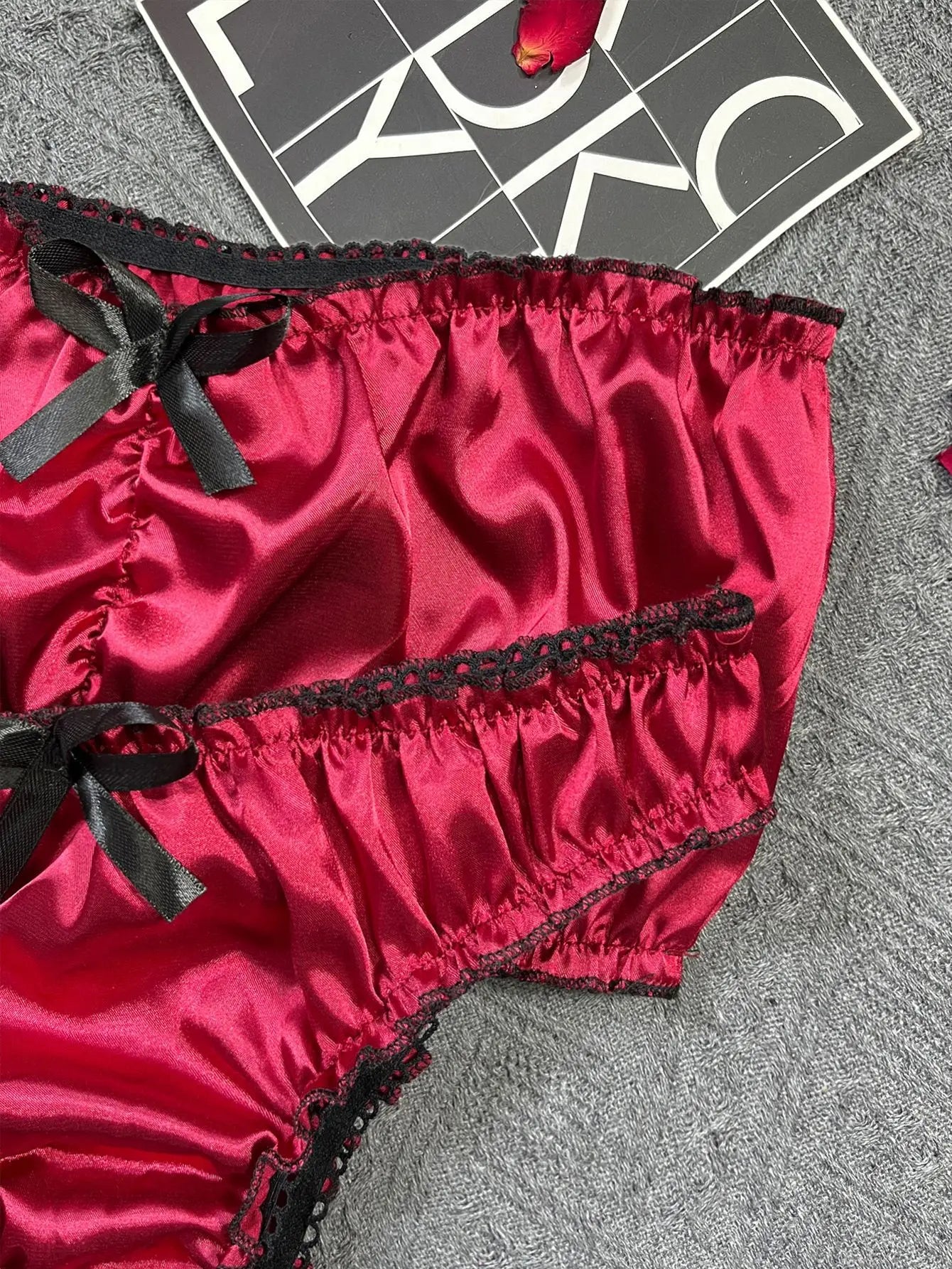 Women's Sexy Lingerie Set Black Lace Trim Strapless Tube Top + Shorts Solid Color Outfits Chest Wrap Backless Crop sleepwear