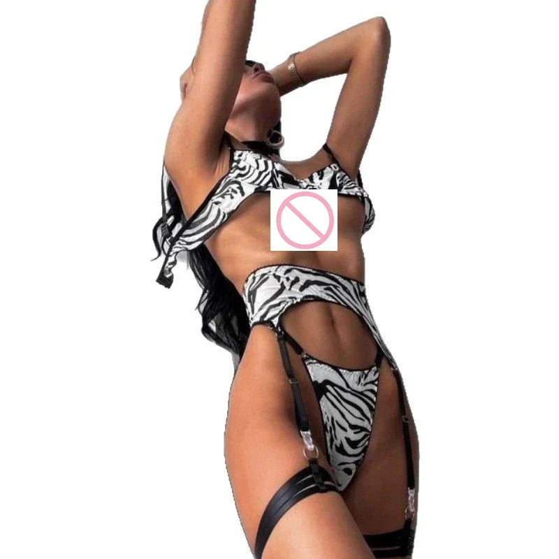 Sexy lingerie with collar, four-piece fashionable and comfortable lingerie set