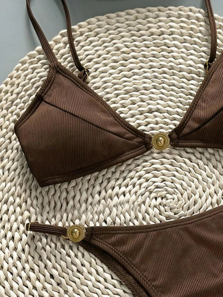 Sexy Coffee Bikini Set Women Pearls Metal Chain Pleate Push Up Bra Thong Swimsuit 2026 Summer Bathing Suit Backless Swimwear