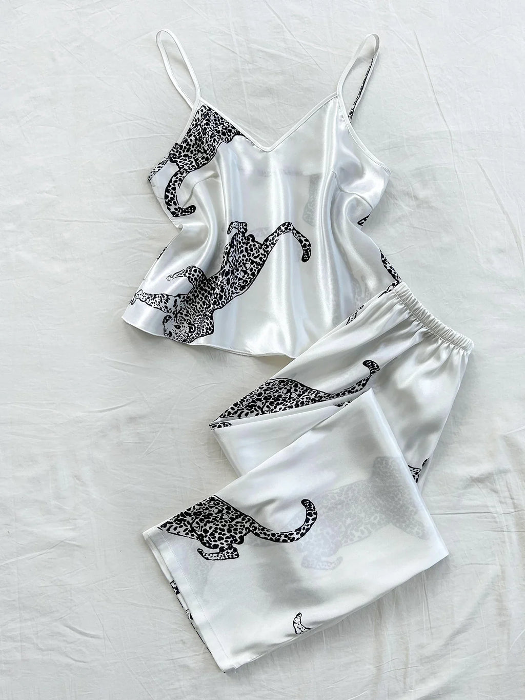 Comfortable Fashionable 2pcs V Neck Leopard Print Suspender Long Pants Pajama Set