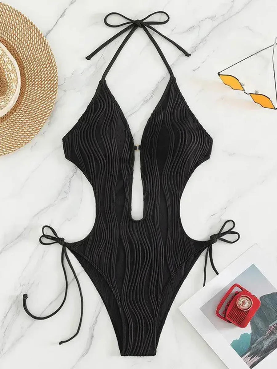 S - XXL Halter V Neck Wrinkled Female Swimwear One Piece Swimsuit Women Backless Monokini High Cut Bathing Suit Swim Beach Wear