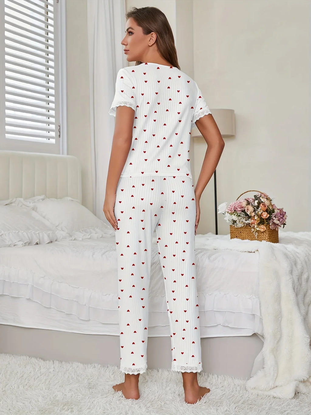 Autumn Winter Comfortable Pajamas Set with Love Heart Printed for Women Sleepwear Short Sleeve Top and Pants Homewear