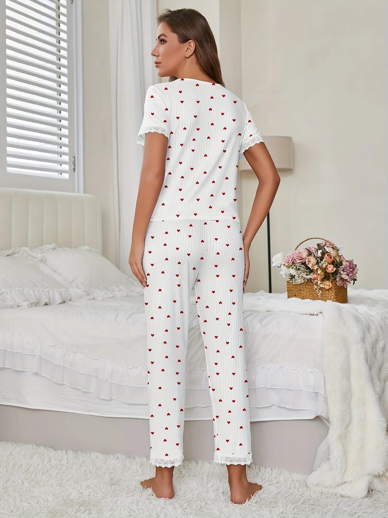 Autumn Winter Comfortable Pajamas Set with Love Heart Printed for Women Sleepwear Short Sleeve Top and Pants Homewear