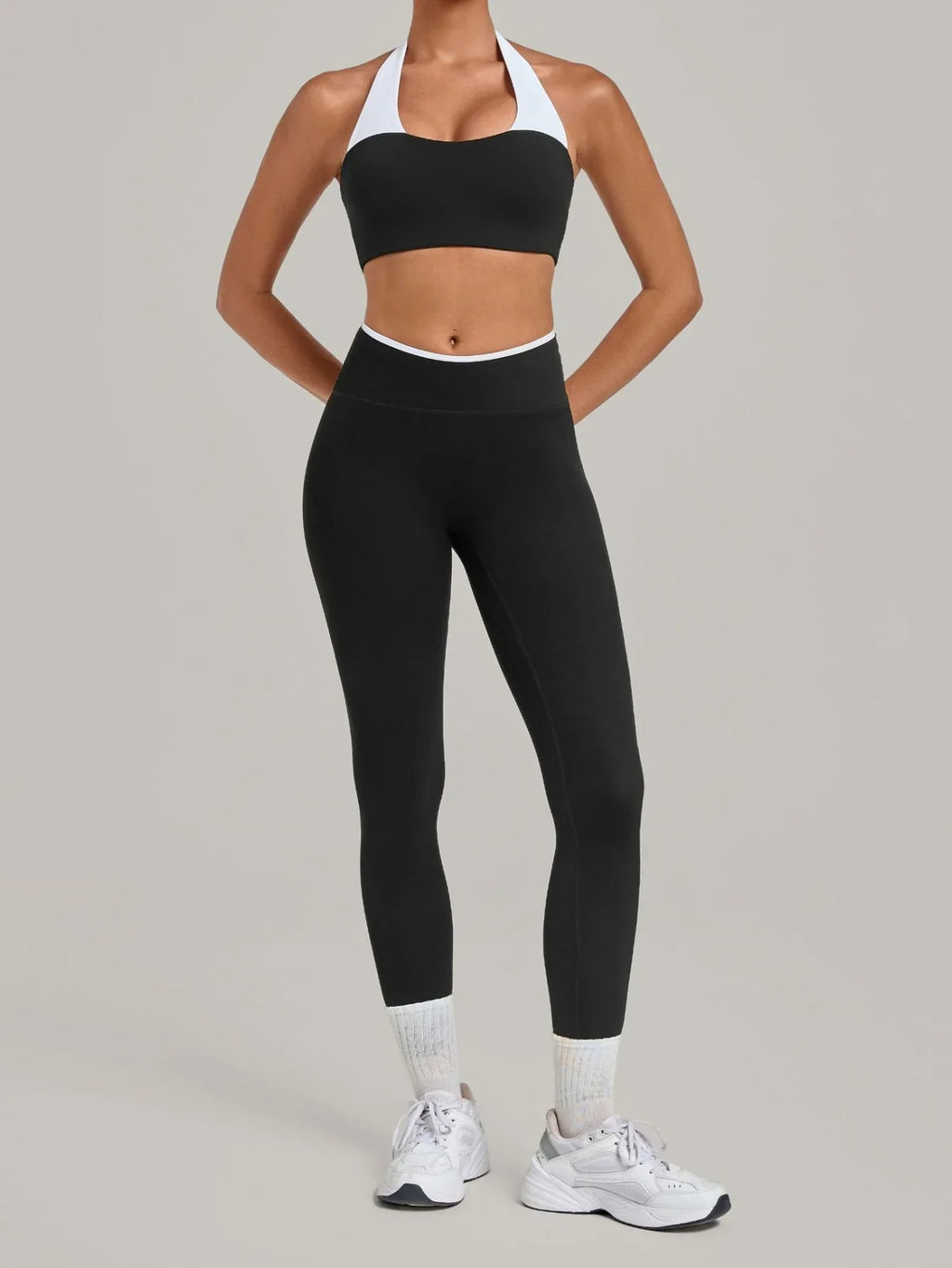 2 Pieces Color-block Yoga Sets Women  Hanging Neck Sports Bra High Waist Pants Built-in Pockets Outdoor Fitness Workout Suit