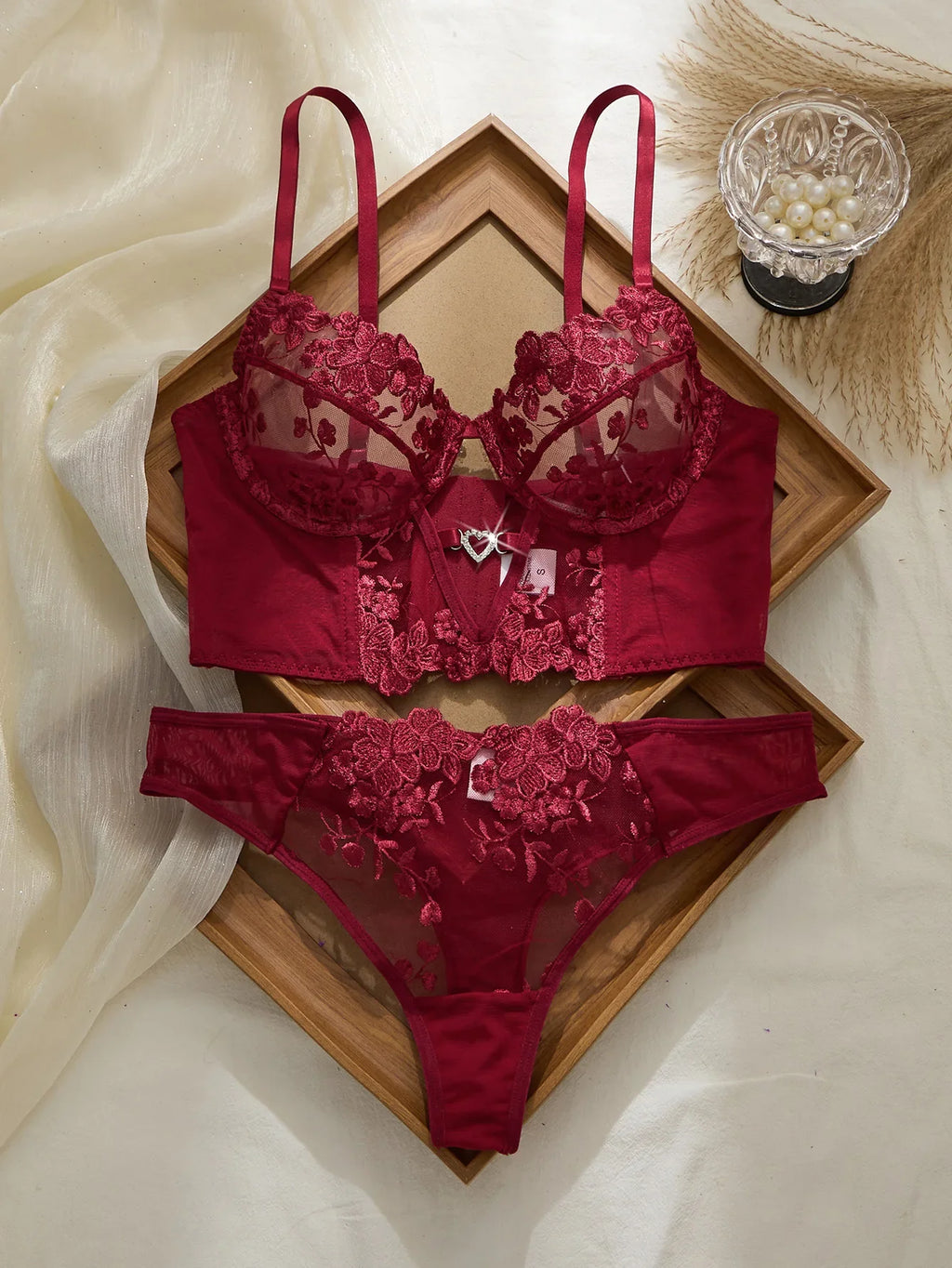 Sexy Large Size Lingerie Women Bra Set Girl Floral Lace Underwear Set Underwire Brassiere Push Up Outfit Delicate Bra Kit