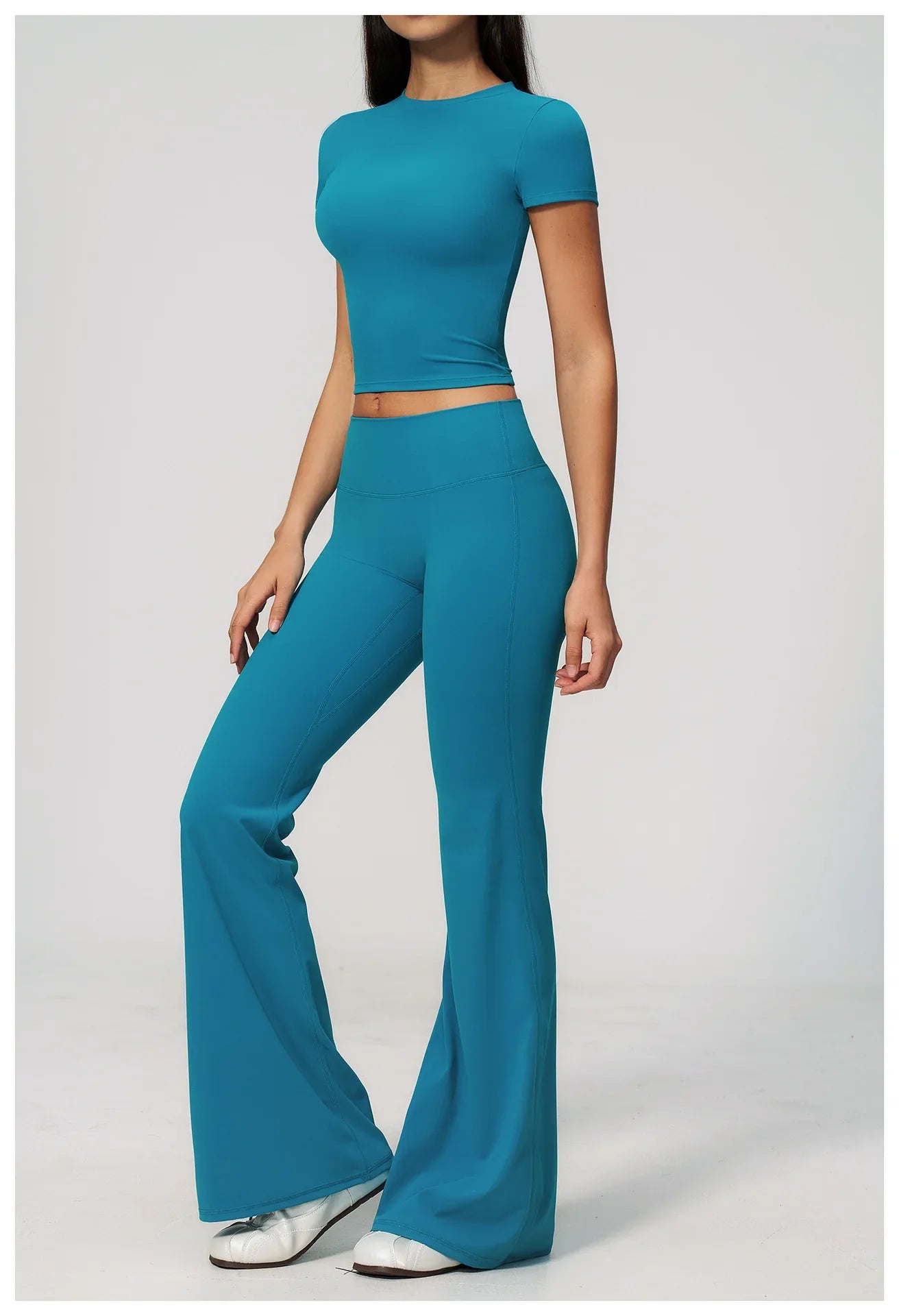Creamy 2 Pieces Workout Suit Women Yoga Outfits Short Sleeve O Neck Slim Sports T Shirts High Waist Flare Pants Gym Fitness Sets
