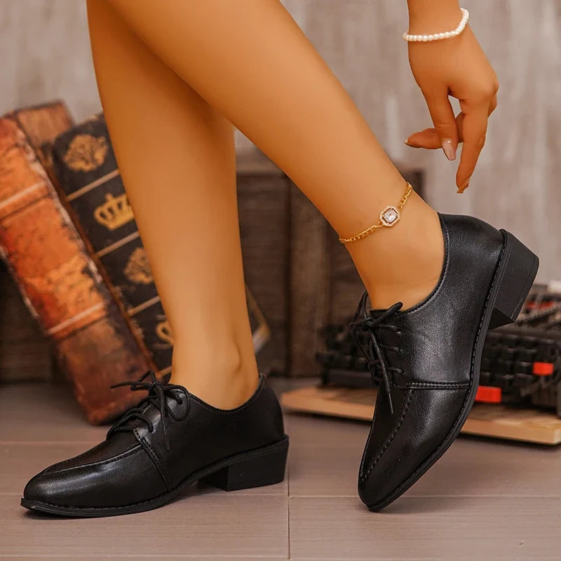 Vinatge Patent Leather Oxford Shoes Women Pointed Toe Low Heel Pu Leather Shoes Woman Plus Size 43 Thick Heeled Office Shoes