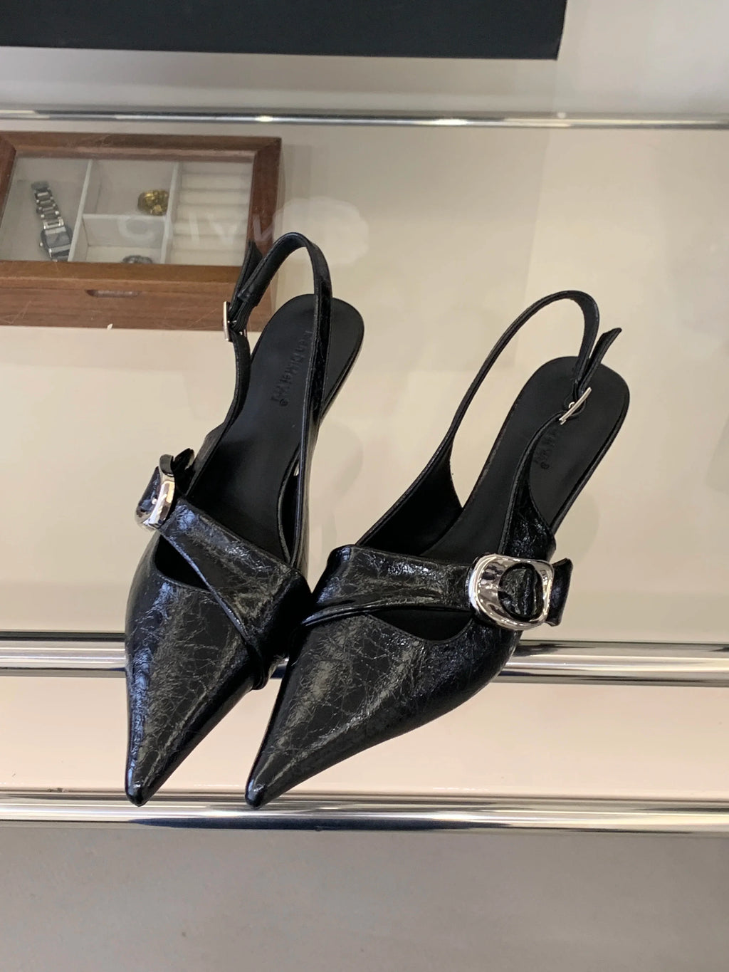 White Thin Heeled Sandals 2026 Women's Low-Heeled Shoes With Strap Brown Summer 2026 New Girls Fashion French OL Single Shoes