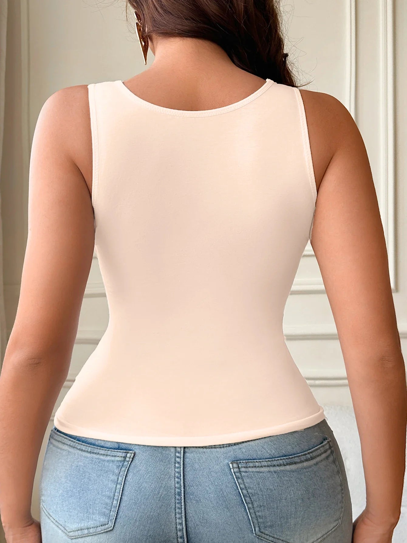 Base Layer Women's Sleeveless Tank Top Underwear Elegant Floral Lace Neckline Camisole Sexy Tops Women
