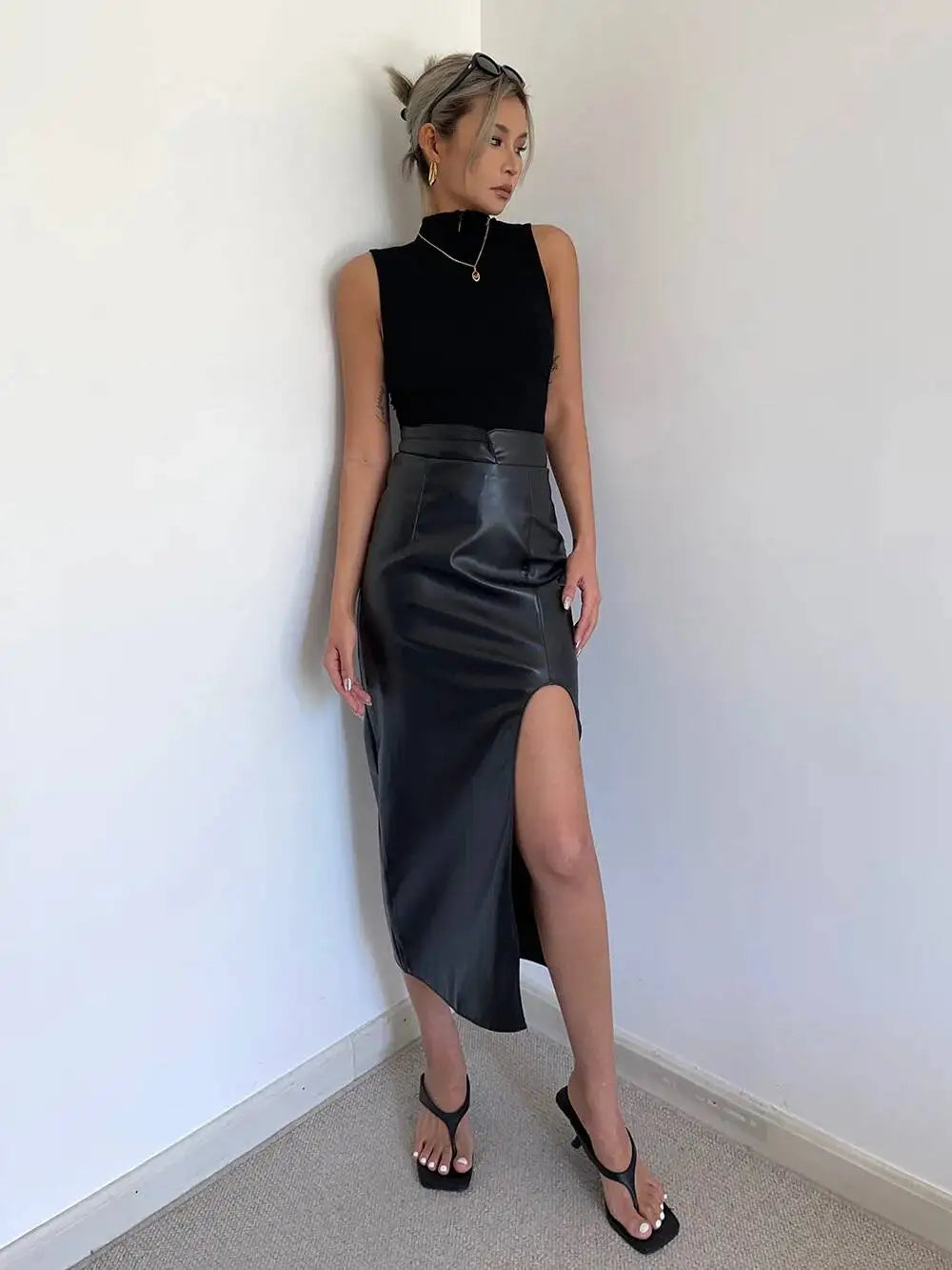 WOMENGAGA High Waist Slim Side Split PU Leather Skirt For Women Spring/Summer Irregular Split One Step Skirt Mid Length 761R