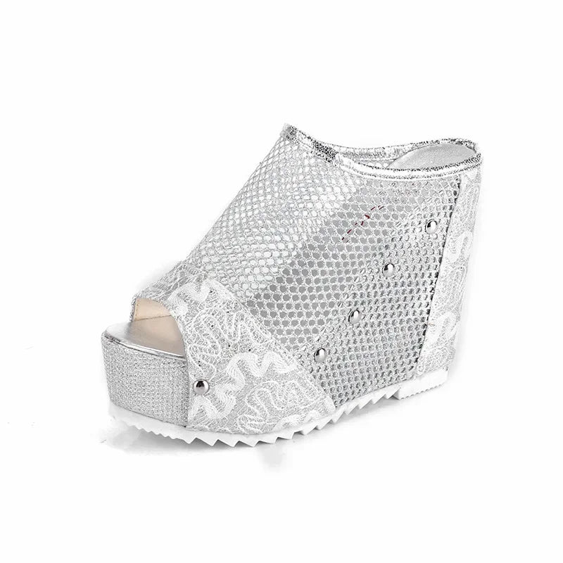 Summer Women Shoes Retro Ethnic High Heels Platform Embroidery slippers Wedge Beach Flip Flops Women Flowers Slides