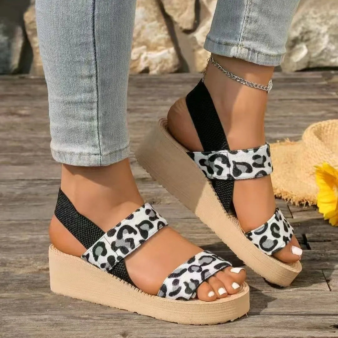 2026 Light Weight Summer Leopard Sandals For Women Daily Walking Shoes Soft EVA Elastic Band Girls Student Platform Sandalias