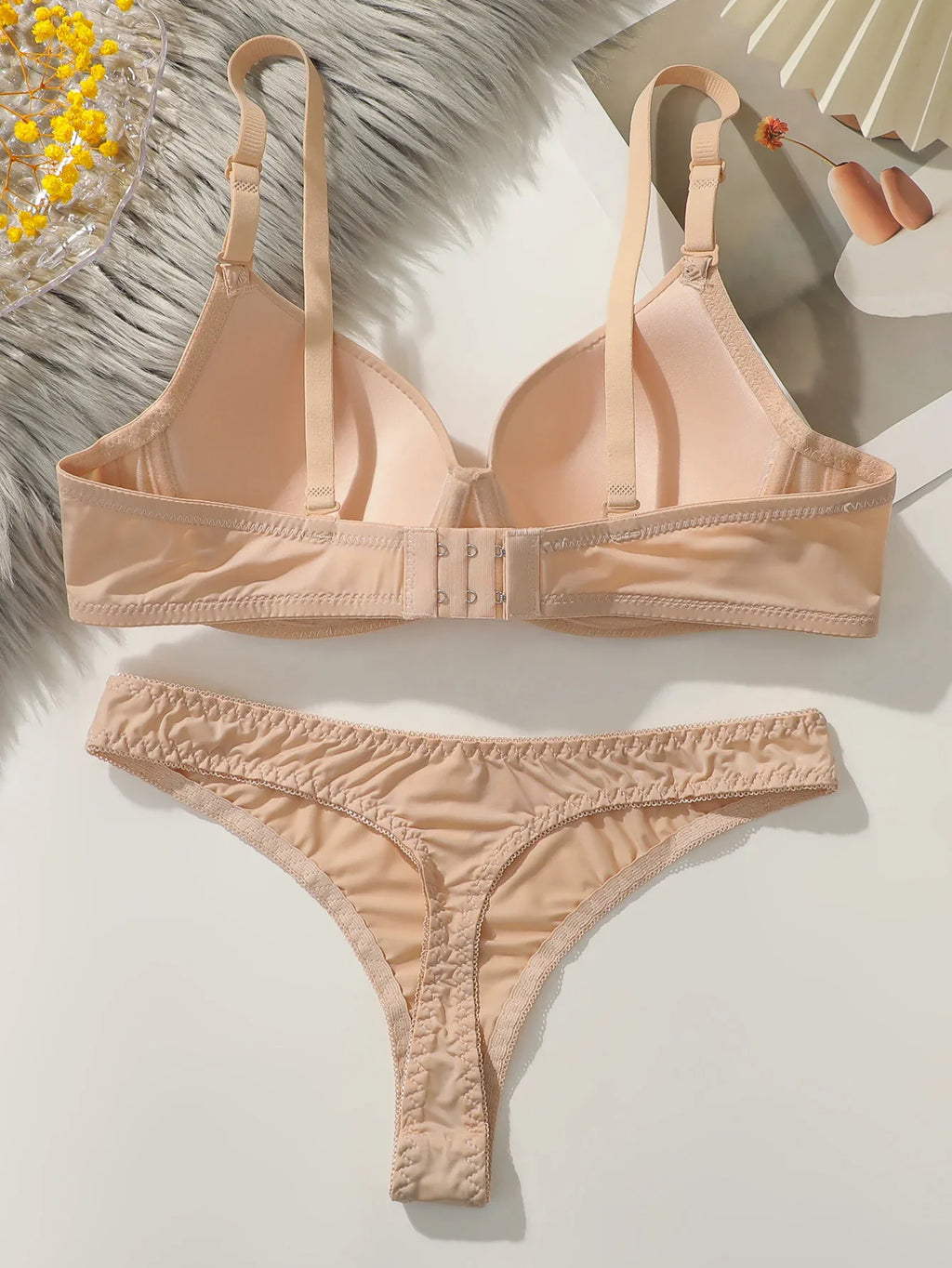 solid color daily 2-piece women's underwear set 3/4 cup paired with sexy thongs simple and comfortable Lingerie B2087