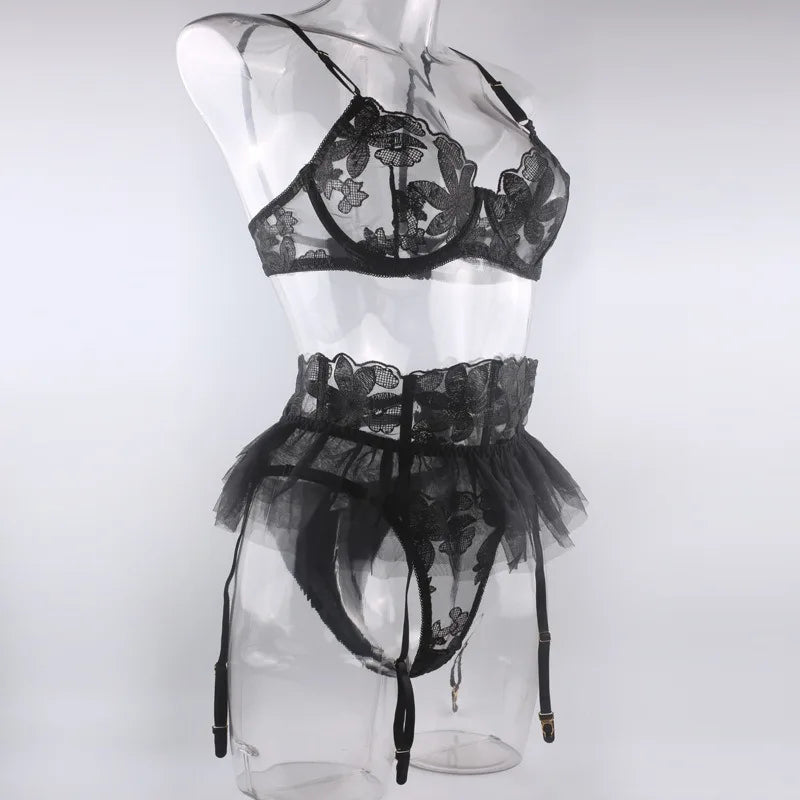 Toucheart 3 Piece Set Lingerie Garter Sets Lingerie For Woman Sexy Mini Skirt See-Through Embroidered Bra Erotic Underwear New