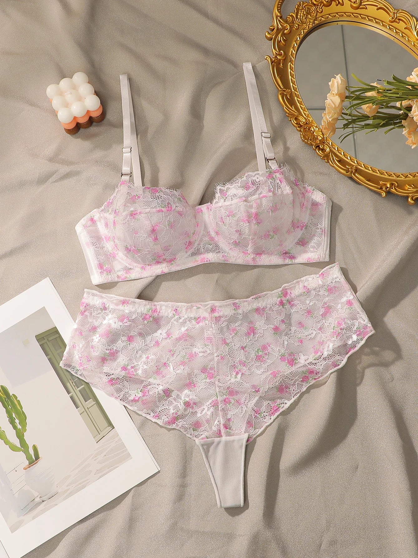 Lace embroidery underwear set Sexy floral print set seaside vacation style bra set party underwear women Lingerie MR2862