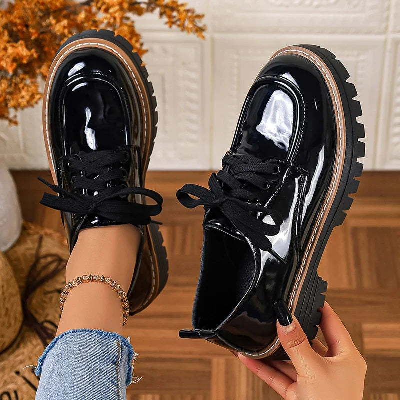 Ladies Office Oxford Shoes Fashion Lace Up Round Toe Platform Shoes Women British Style Patent Leather Student Shoes Woman 43